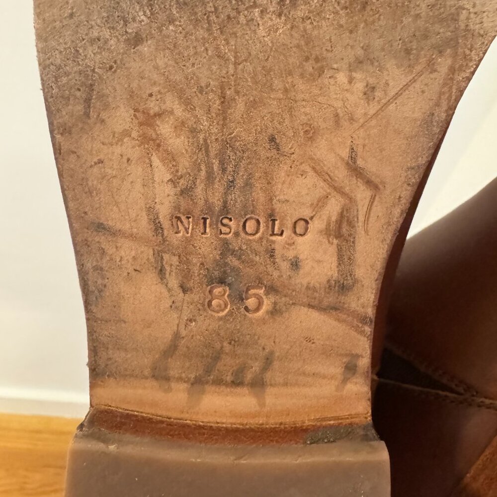 Nisolo Everyday Chelsea Boot, pointed toe, Brandy, 8.5 - Picture 7 of 7